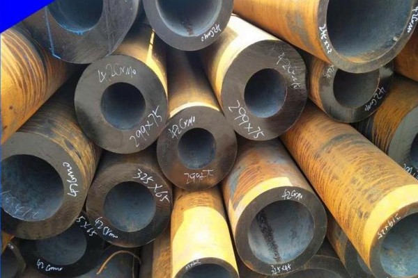 桦川桦川桦川42CrMo无缝钢管 汽车工程机械配件合金无缝管